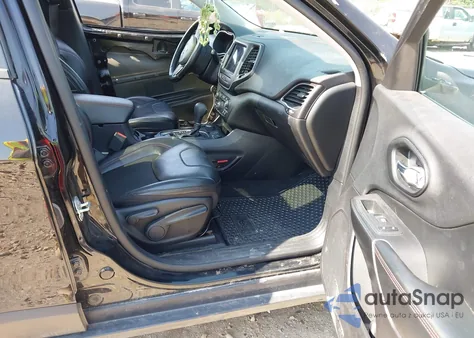 2020 Jeep Cherokee Trailhawk 4X4 из США, поврежденный, VIN 1C4PJMBX7LD643584